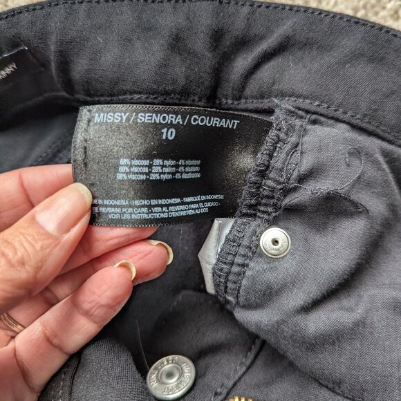 Nine West Gramercy Skinny Pants | Women’s | Black | Stretch Viscose Blend - Picture 5 of 7